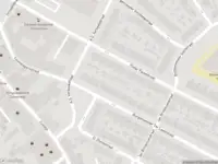 Ambulance met gepaste spoed naar de Jacobus Gorisstraat in Zaandam