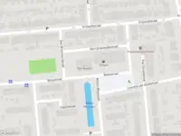 Ambulance met gepaste spoed naar de Boonstraat in Pernis Rotterdam