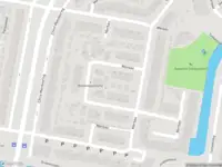 Ambulance met grote spoed naar de Merbau in Dordrecht