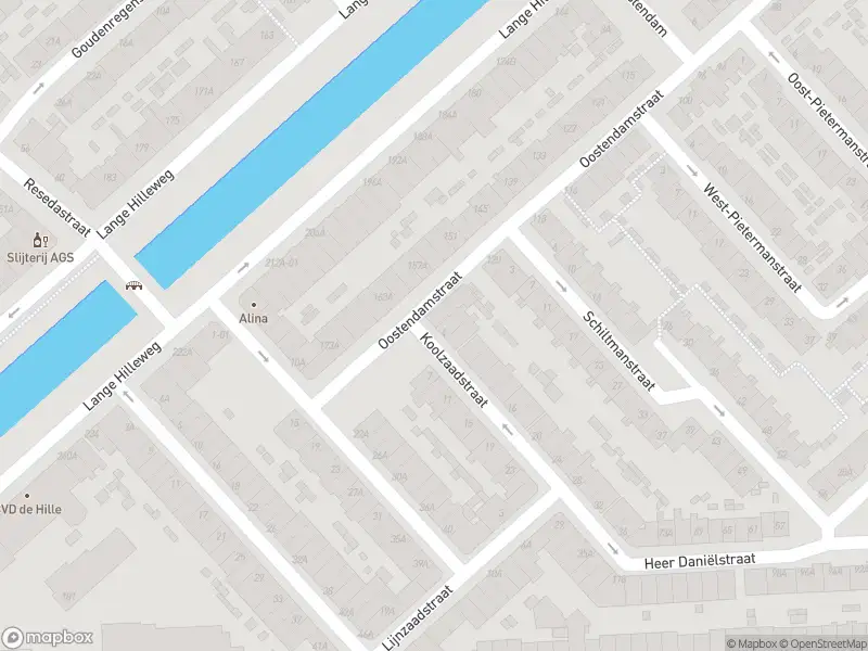 Ambulance met grote spoed naar de Koolzaadstraat in Rotterdam