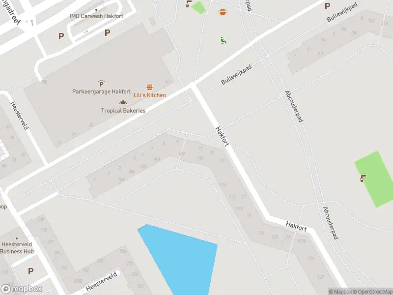 Ambulance met gepaste spoed naar de Heesterveld in Amsterdam