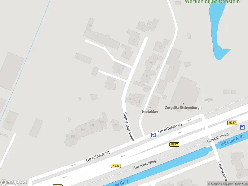 Politie naar de Steinenburglaan in De Bilt vanwege aanrijding met letsel