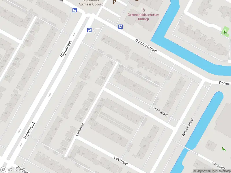 Ambulance met gepaste spoed naar de IJsselstraat in Alkmaar