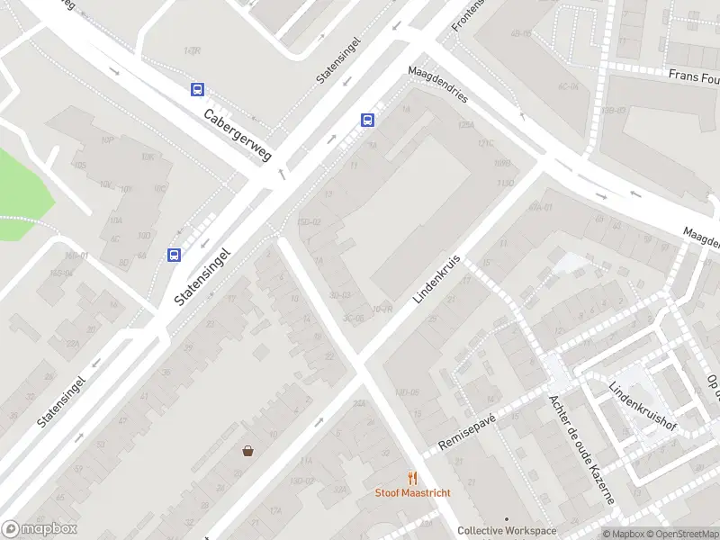 Brandweer met gepaste spoed naar de Capucijnenstraat in Maastricht vanwege waarnemen gaslucht