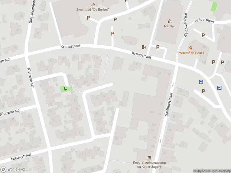 Brandweer met gepaste spoed naar de Gasthuisstraat in Horst vanwege een liftopsluiting