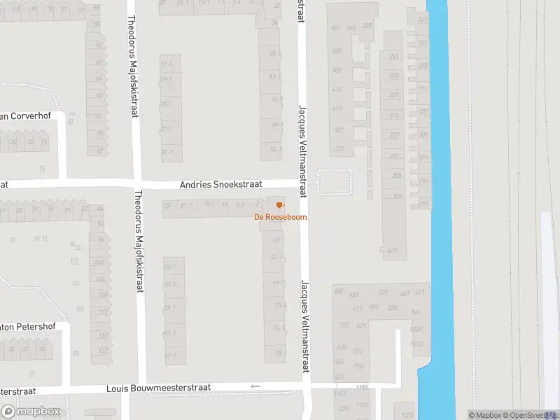 Traumahelikopter met grote spoed naar de Jacques Veltmanstraat in Amsterdam