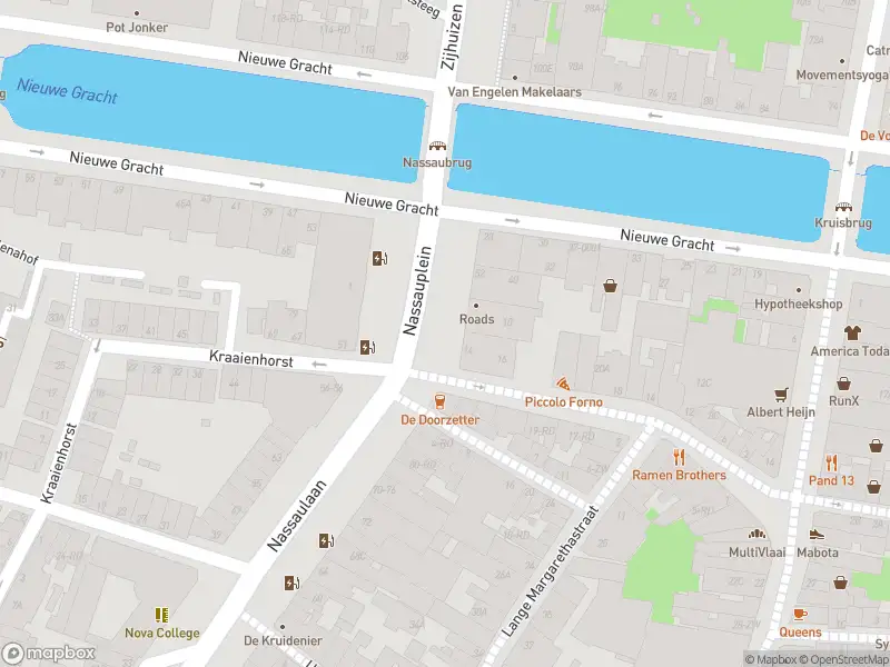 Brandweer met gepaste spoed naar de Nassauplein in Haarlem