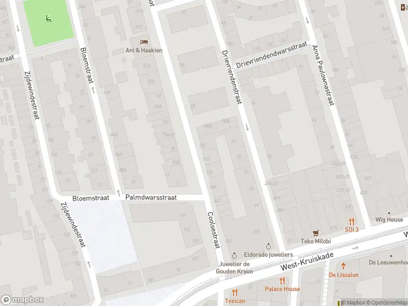 Ambulance met gepaste spoed naar de Coolsestraat in Rotterdam