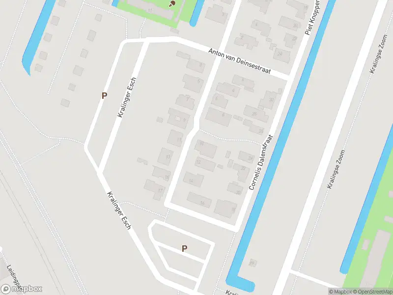 Ambulance met grote spoed naar de Cornelis Dalenstraat in Rotterdam