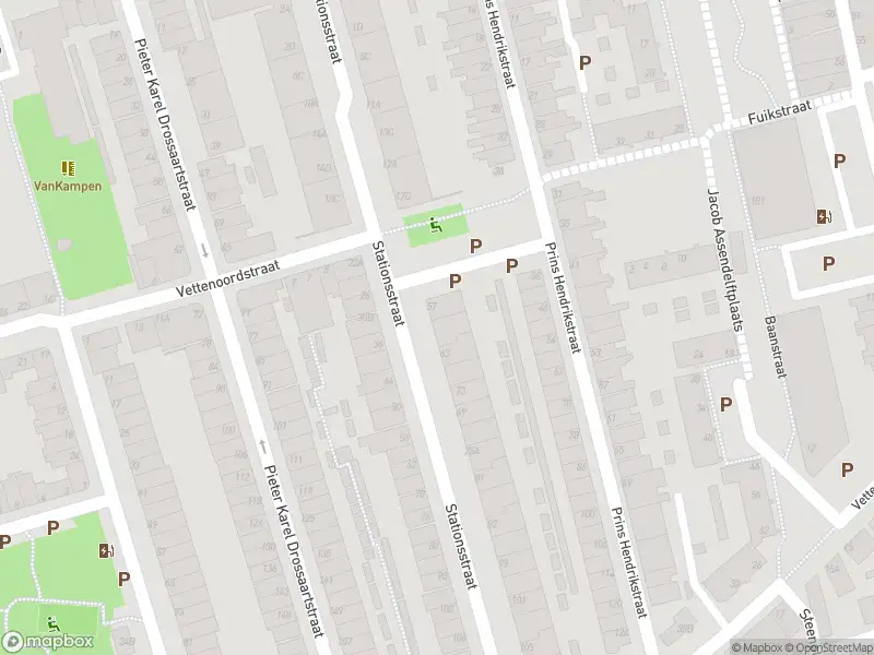 Ambulance met grote spoed naar de Stationsstraat in Vlaardingen