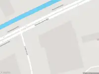 Brandweer met grote spoed naar de Pommerenstraat in Zwolle vanwege afgaan automatisch brandalarm