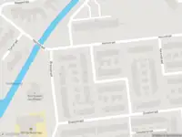 Brandweer met gepaste spoed naar de Helmstraat in Hellevoetsluis vanwege afhijsen patient