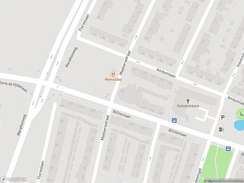 Ambulance met grote spoed naar de Madoerastraat in Vlaardingen