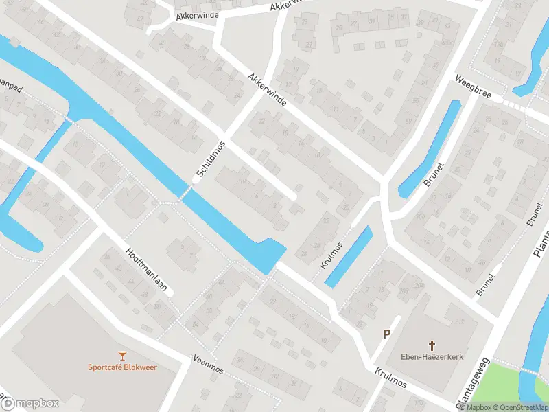 Ambulance met grote spoed naar de Schildmos in Alblasserdam