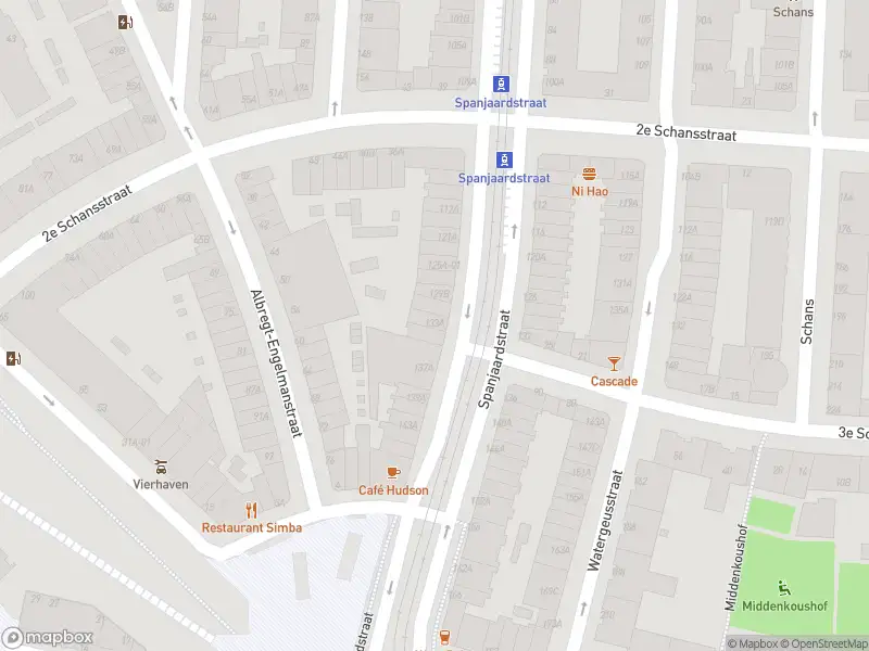 Ambulance met grote spoed naar de Spanjaardstraat in Rotterdam