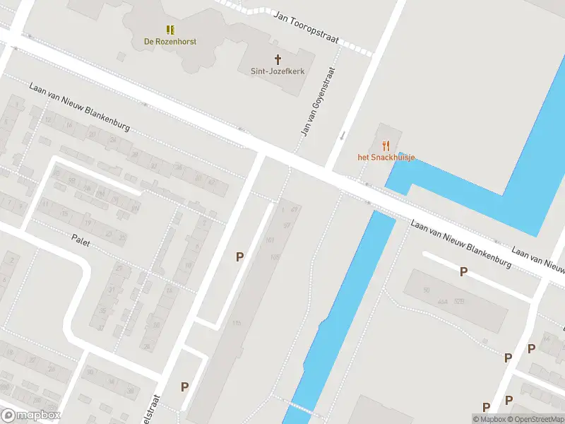 Ambulance met grote spoed naar de Ruysdaelstraat in Rozenburg