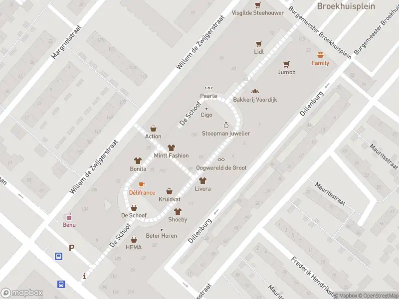 Ambulance met gepaste spoed naar de Winkelcentrum De Schoof in Hendrik-Ido-Ambacht