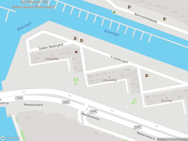 Ambulance met grote spoed naar de 's-Lands werf in Rotterdam