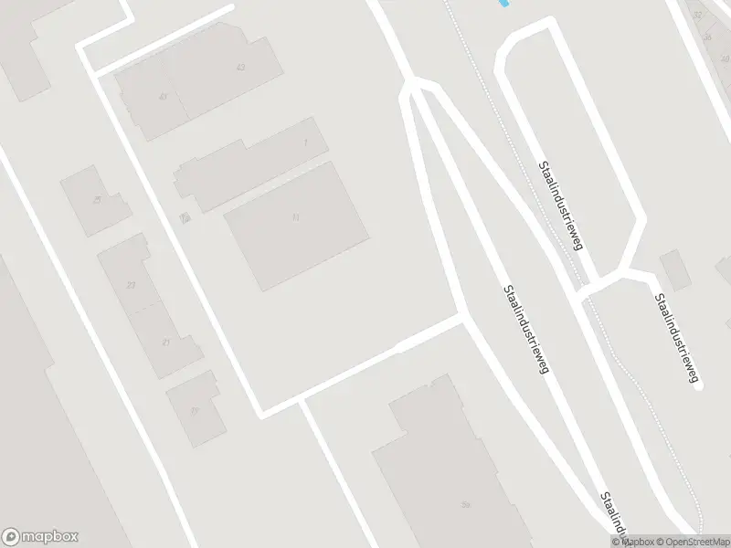 Ambulance met gepaste spoed naar de Staalindustrieweg in Alblasserdam