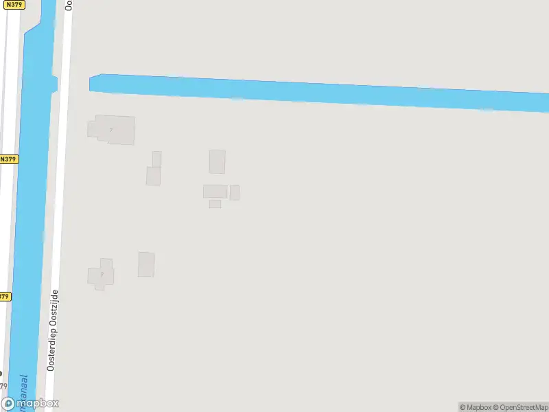 Brandweer met grote spoed naar de Braakhekkeplein in Emmer-Compascuum vanwege gebouwbrand