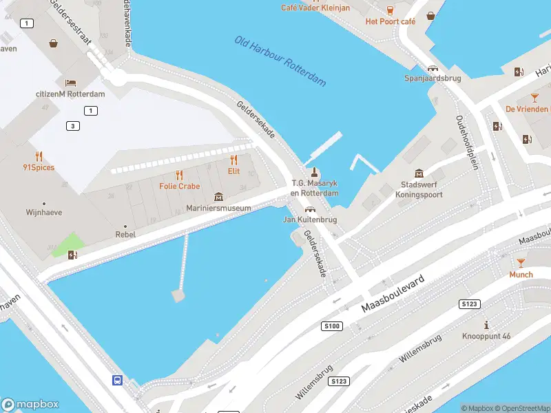 Politie naar de Geldersekade in Rotterdam vanwege ongeval met letsel