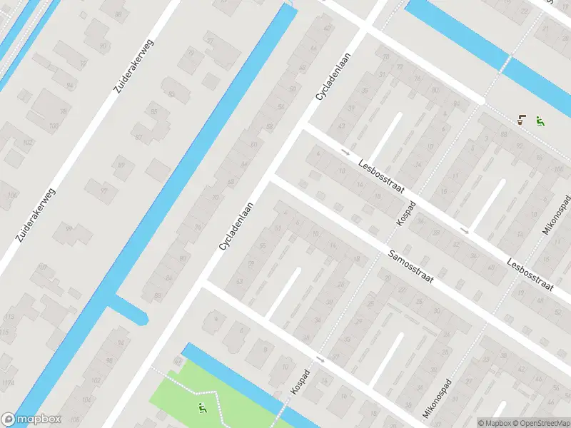 Brandweer met grote spoed naar de Samosstraat in Amsterdam vanwege middelgrote brand