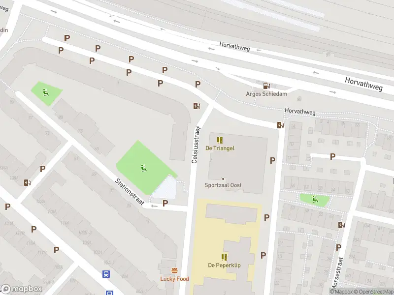 Ambulance met gepaste spoed naar de Celsiusstraat in Schiedam