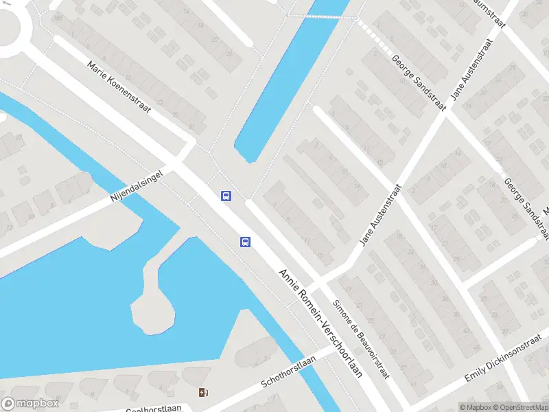 Ambulance met grote spoed naar de Simone de Beauvoirstraat in Spijkenisse