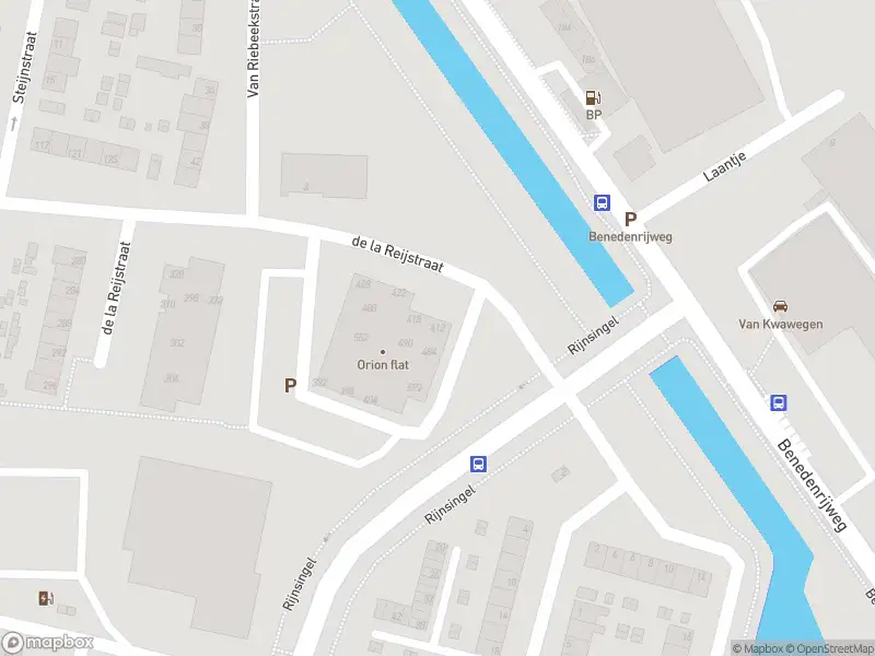 Ambulance met gepaste spoed naar de De la Reijstraat in Ridderkerk