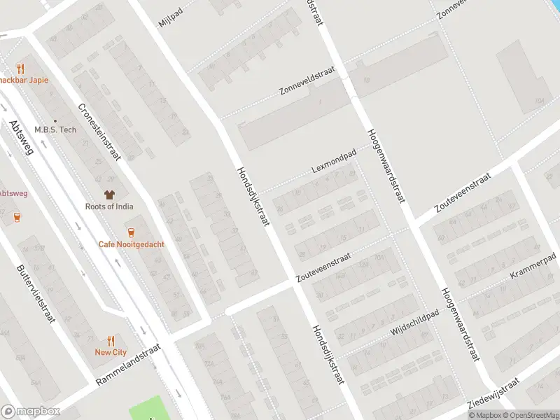 Ambulance met grote spoed naar de Hondsdijkstraat in Rotterdam