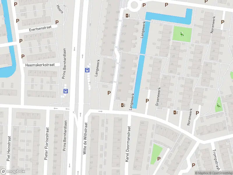 Ambulance met gepaste spoed naar de Langewerk in Alphen aan den Rijn