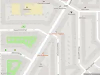 Ambulance met gepaste spoed naar de Haarlemmermeerstraat in Amsterdam