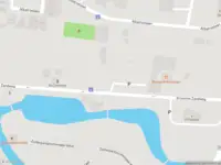 Ambulance met grote spoed naar de Kromme Zandweg in Rotterdam