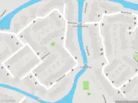 Ambulance met grote spoed naar de Zilverkarper in Leiden