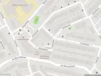 Politie met grote spoed naar de Rozenstraat in Poeldijk vanwege ongeval met letsel