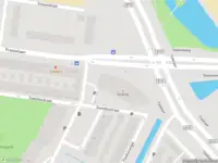 Ambulance met grote spoed naar de Franselaan in Rotterdam