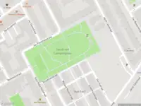 Ambulance met grote spoed naar de Ferdinand Bolstraat in 's-Gravenhage