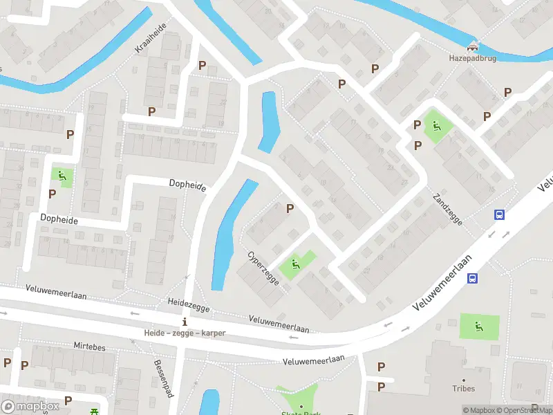 Ambulance met gepaste spoed naar de Stekelzegge in Leiden