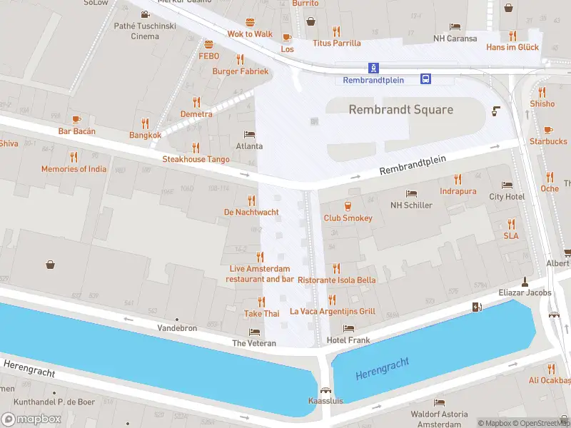 Ambulance met gepaste spoed naar de Thorbeckeplein in Amsterdam