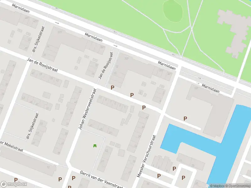 Ambulance met grote spoed naar de Jan de Rooijstraat in Vlaardingen