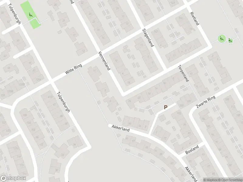 Ambulance met grote spoed naar de Vennenland in Assendelft