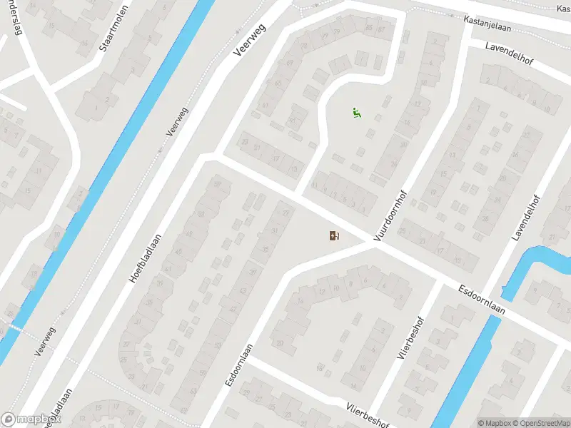 Ambulance met grote spoed naar de Esdoornlaan in Papendrecht