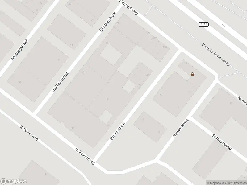 Brandweer met gepaste spoed naar de Binairstraat in Amsterdam