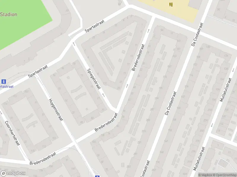 Ambulance met grote spoed naar de Brederodestraat in Rotterdam