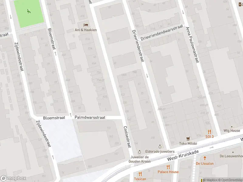 Ambulance met grote spoed naar de Coolsestraat in Rotterdam