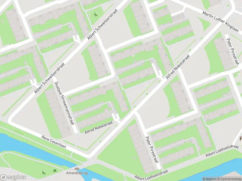 Brandweer met grote spoed naar de Oranjeplantsoen in Diemen vanwege stankoverlast