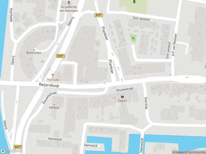 Ambulance met grote spoed naar de Plankier in Boskoop