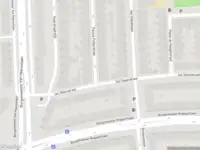 Ambulance met gepaste spoed naar de Paulus Potterstraat in Schiedam