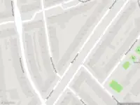 Ambulance met grote spoed naar de Bergselaan in Rotterdam