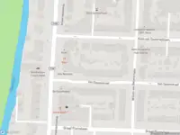 Ambulance met grote spoed naar de Hendrik van Borsselenkade in Amstelveen